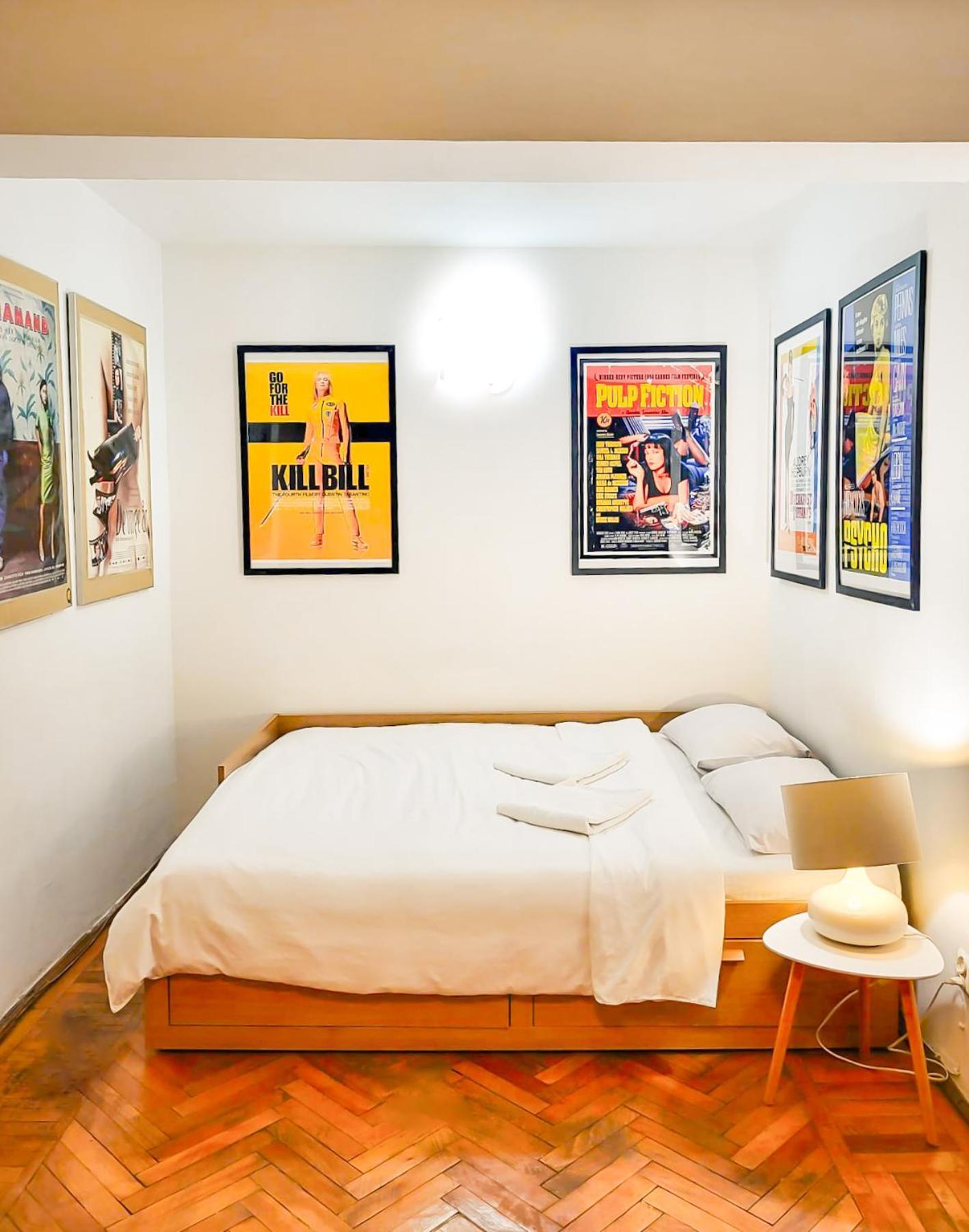 Central Park Hollywood Apartment Bucureşti Exterior foto